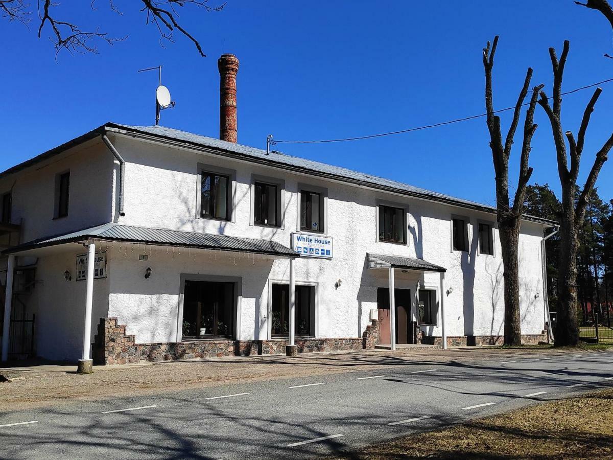 White House Puhkemaja Hostel Uulu ภายนอก รูปภาพ